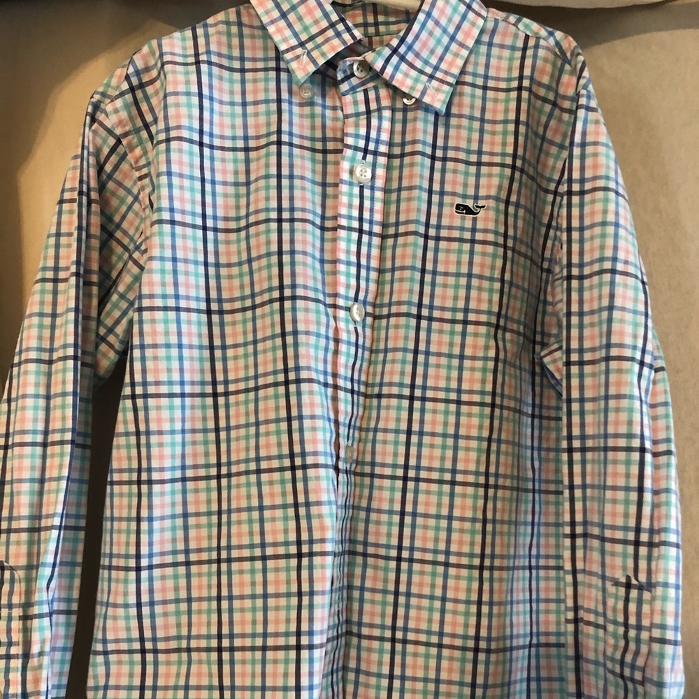 Boys Vineyard Vines dress shirt!!